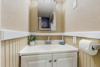 Little Bayou (Downstairs) - 4