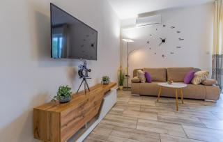 1 Bedroom Nice Apartment In Banjole - 8