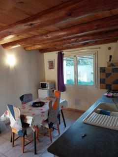 Maison 2 chambres, baignoire balneo, spa exterieur et jardin - 1