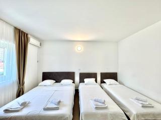 Hotel Lobo Budva - 7