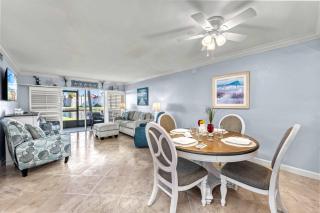 Dans Florida Condos Ocean Pearl at Runaway Bay - 1