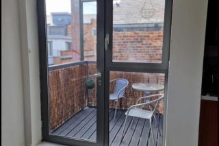 Apt - Sleeps 7 - Walking Distance to Attractions - 4