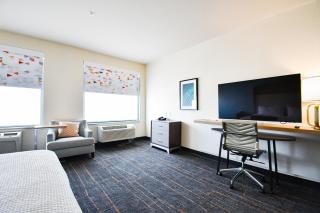 Holiday Inn San Antonio North Stone Oak Area by IHG-Newly Renovated - 1