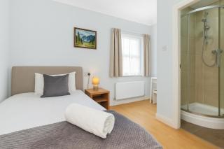 Shelford Lodge - 3