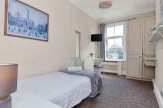 Shelford Lodge - 2