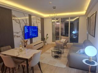 Sky City Luxury Panoramic 29th Floor Views - 8