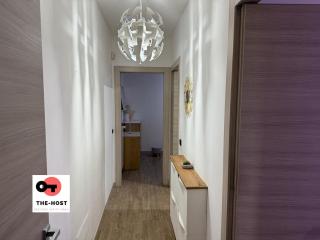 Large apartment with garden and cinema room - 2