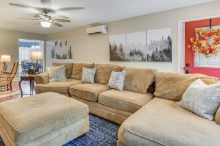 Enchanting Creekside Hiawassee Cottage with Hot Tub - 1