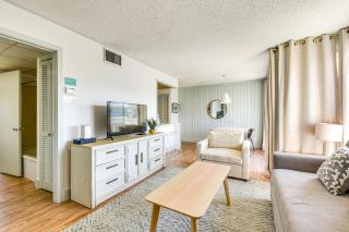 2 Mi to HarborWalk Village Cozy Condo with Balcony - 8