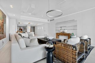 Auberge Blue by Rove Travel Oceanfront with Balcony - 5