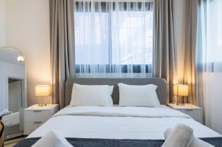 Jas Living - Chic Apts & Balconies in Larnaca - 3