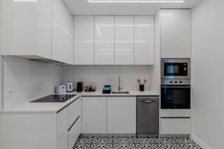 Renovated cozy apartment - H - 2