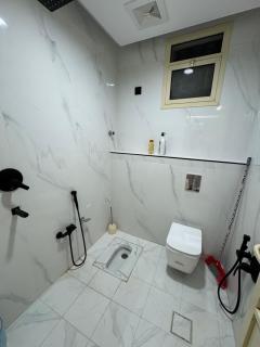 شاليهات فندقية واسعة بمدخل سيارة ودخول ذكي - 6