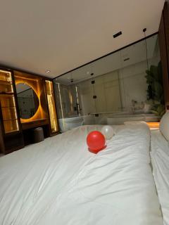 شاليهات فندقية واسعة بمدخل سيارة ودخول ذكي - 4