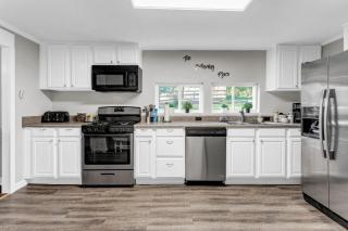 Grill & Chill Retreat - 6