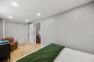 Hoosier Hq Sleek 3-bed Near Iu - 1