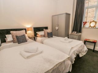 Esplanade Gardens, Apartment 1 - 2