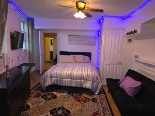 CHRIS lurxury home - 1