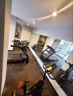 APARTAMENTO COMODO EN EQUIPETROL TOTALMENTE AMOBLADO CON 2TVS CON NETFLIX, PISCINA TEMPERADA, GYM, CINE y PARQUEO cerca de Mall Ventura, Cines, restaurants y supermercados - 1