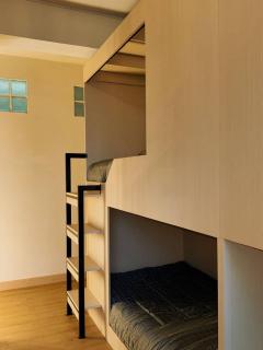 Holy Hostel Sathorn - 8