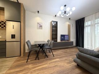 apartment in Tbilisi, Dighmis massive - 1