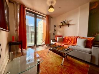 Heart of Manchester 1 bed flat - 0