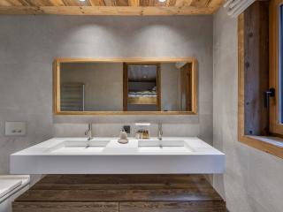 Chalet Neuf avec Piscine et Sauna à Saint-Martin-de-Belleville - FR-1-570-51 - 2