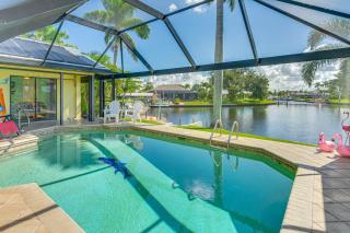 4 Mi to Cape Harbour Fun! Canal-Front Oasis - 9