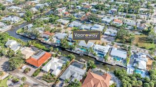 Siesta Key Waterfront Oasis - Heated Pool, Dock, Walk to Village & Beach - 3