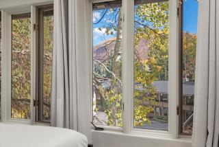 Aspen Stash Pad with Fireplace, Parking, W/D - 5