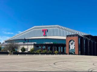 Modern Comfort Near AT&T Stadium Peaceful Getaway in DFW - 6