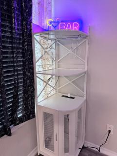 Modern Comfort Near AT&T Stadium Peaceful Getaway in DFW - 7