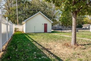 Charming 4BR Family Retreat Near Downtown Indy - 4