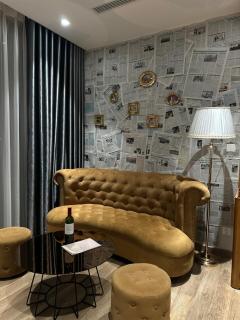 Merlot Room Ở Space Ecopark - 0