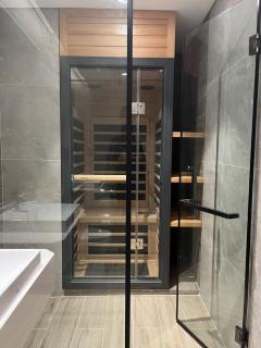 Merlot Room Ở Space Ecopark - 9