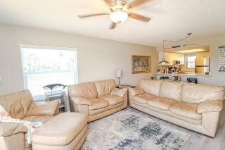 Ocean Village Club F21 - 9