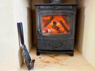 Spacious Stylish Modern House - Sleeps 14 6BR - 7