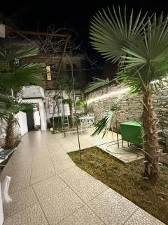 The Journey Inn - 6