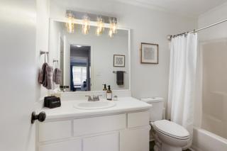 Midtown Savannah Gem Quiet and Close to Everything - 7