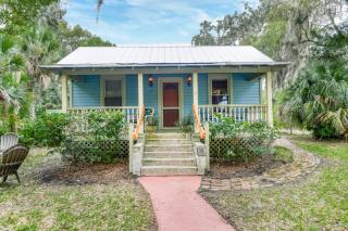 Little Blue Cottage - 5