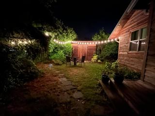 Studio Cedar Guest Cottage - 2