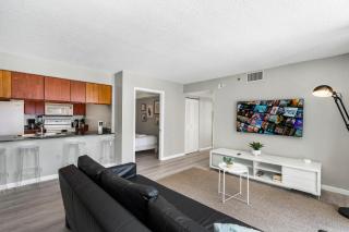 Skyline Luxury - Elegant Brickell Condo - 2