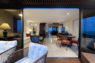 Frontbeach Upscale in the Heart of Ipanema up/to 4 - 6