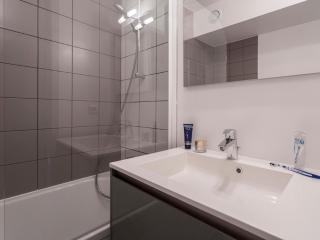 Studio rénové près du centre, balcon, WiFi, non-fumeur - FR-1-346-378 - 1