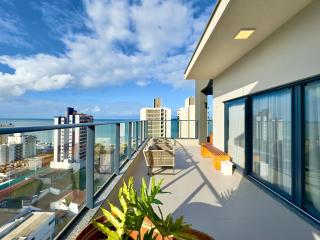 Apto 2 Quartos 150m PRAIA Cozinha completa CHURRASQUEIRA AR CONDICIONADO Wi-Fi e vaga privativa de garagem Reserve agora mesmo - 2