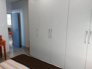 Unit 48 1onYork - 2