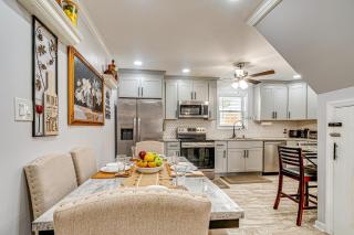 Walk to Historic Dtwn Burlington Home with Yard - 5