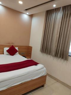 Hotel Abhi Residency - 2