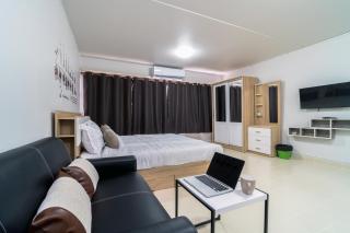 Hotel Glory Near IGI Airport New Delhi - 2