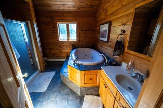5BR Luxurious Mountain Escape - 2